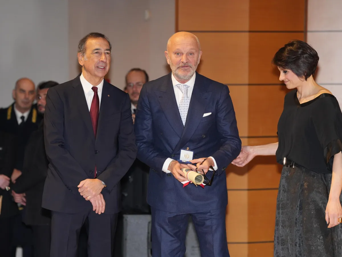 Chi è Andrea Pucci e perché la chiamata a fare il co-conduttore di Sanremo è un caso politico