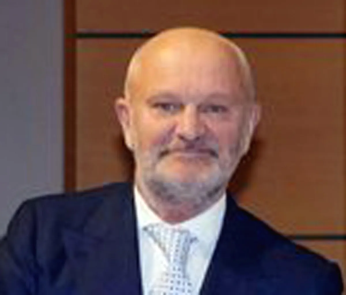 Clamoroso: Andrea Pucci rinuncia a Sanremo: "La parola fascista non dovrebbe esistere più". Il commento di Giorgia Meloni