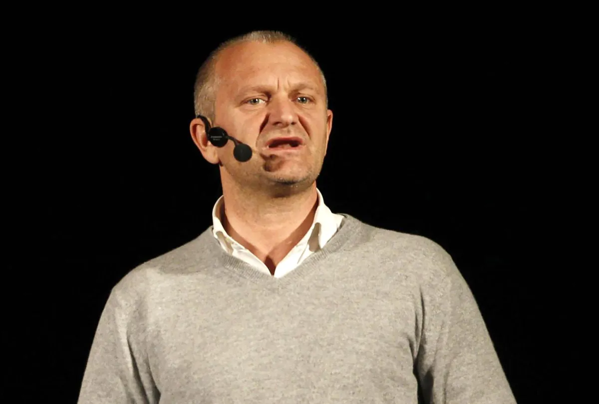 Travaglio suggerisce il nome di chi può sostituire Pucci a Sanremo