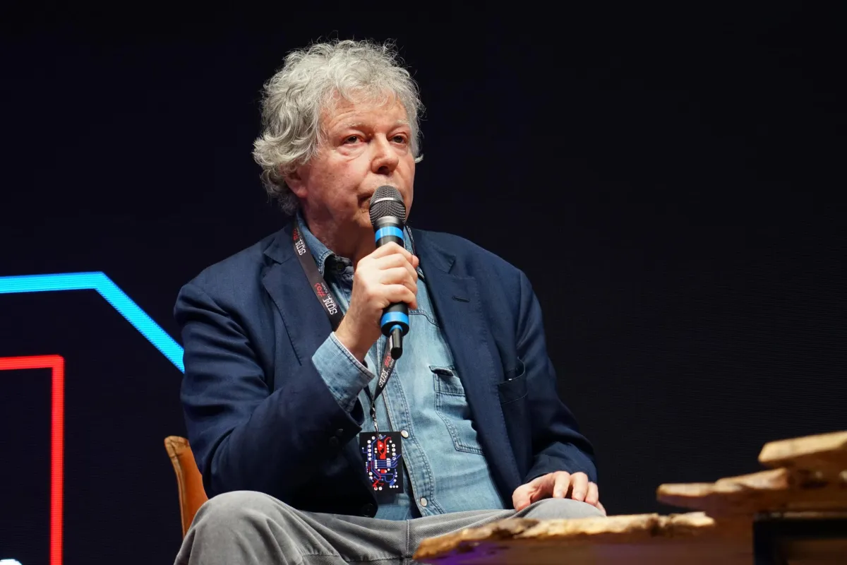 La rabbia di Massimo Fini contro Epstein (e il suo cannibalismo), Trump e le Olimpiadi