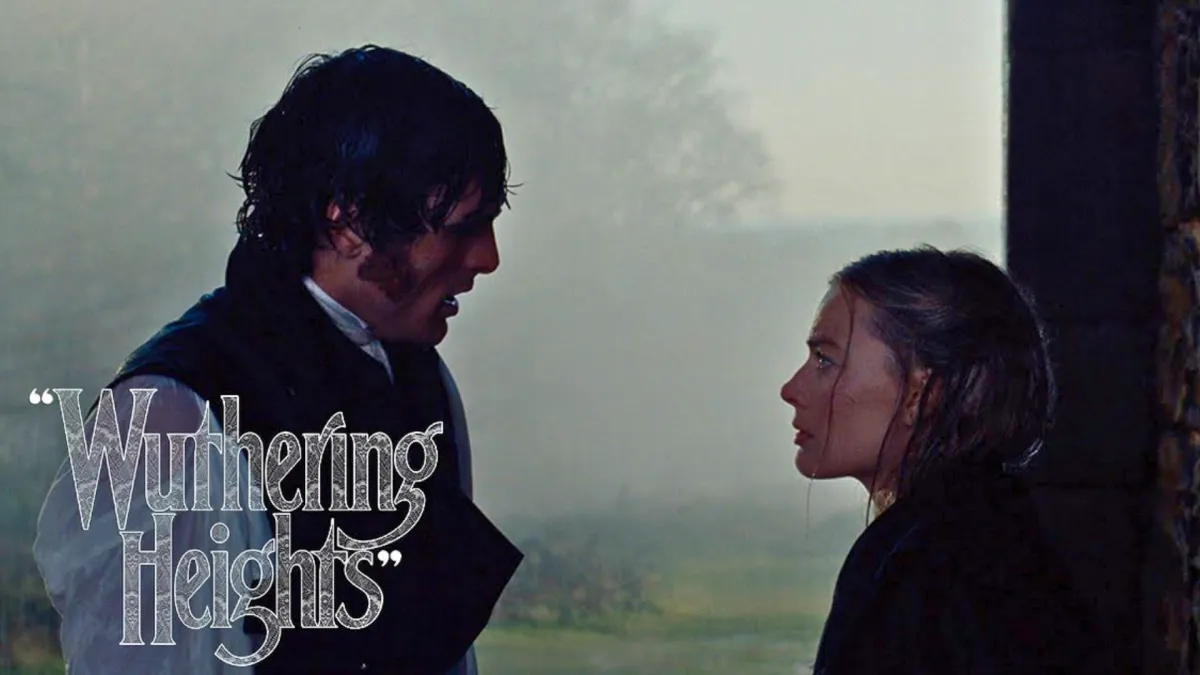 "Cime Tempestose": Emerald Fennell spiega l'inquietante inizio del film