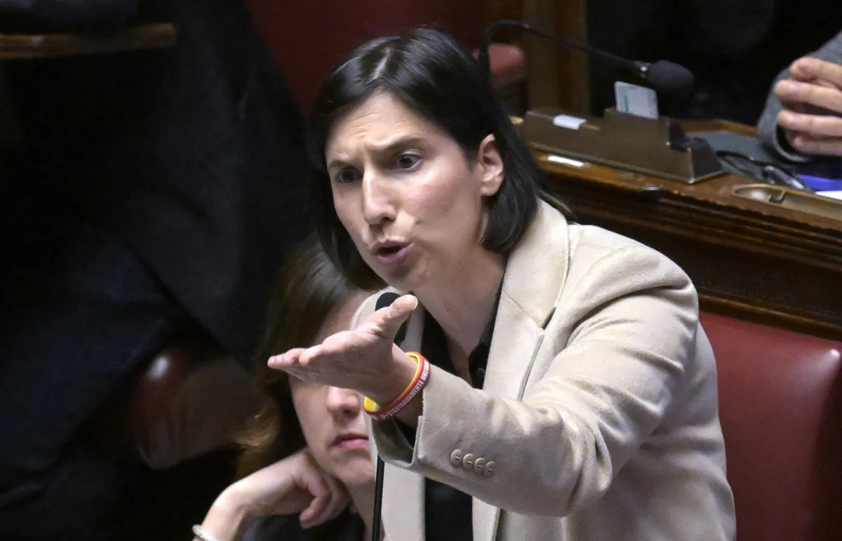 L'Italia osservatrice del Board of Peace per Gaza, Schlein furiosa: "Siete il cavallo di Troia di Trump"