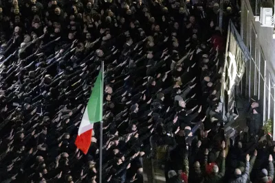 Acca Larenzia, il Gup di Roma proscioglie 29 indagati per i saluti romani davanti all’ex sede dell’MSI