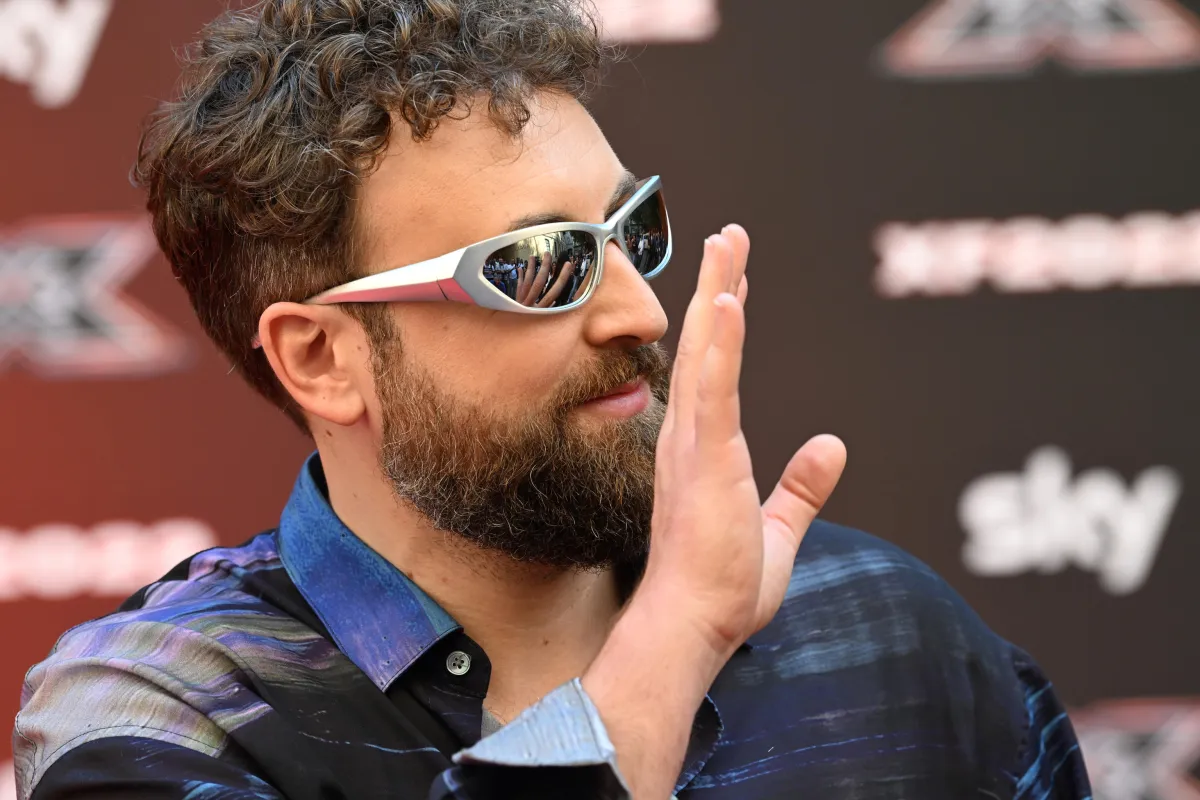 Dargen D'Amico, "la sorella è Ilaria D'Amico"? Le domande sulla famiglia del rapper