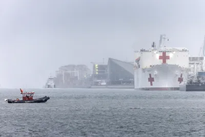 Trump annuncia l’invio di una nave ospedale in Groenlandia: la reazione di Nuuk e della Danimarca