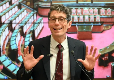 Il caso Più Europa per il referendum: il partito è per il Sì, il segretario per il No