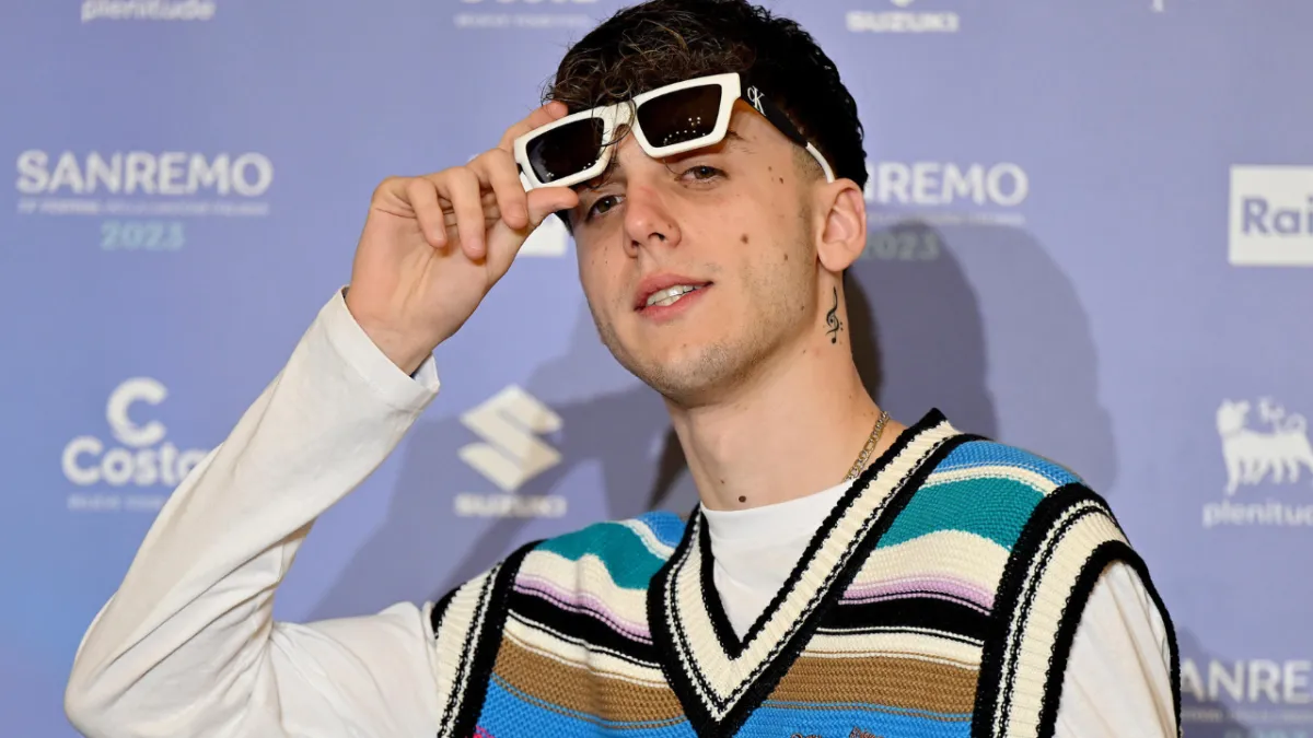 LDA, origini e fidanzata: dai genitori famosi a dove vive oggi, tutto sul rapper