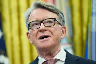 Perché Peter Mandelson è stato arrestato: il caso Epstein scuote il Regno Unito