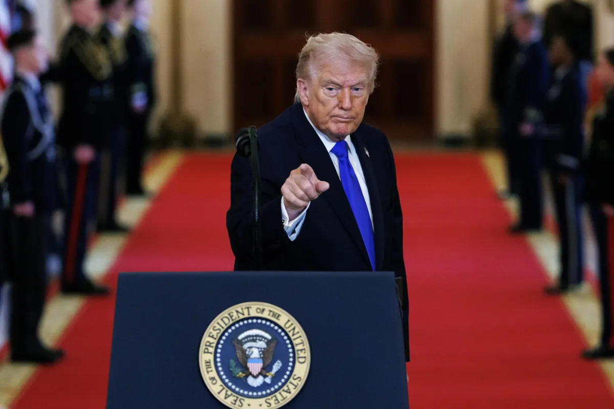 Usa, oltre il 60% degli americani disapprova Trump prima dello Stato dell’Unione: il sondaggio