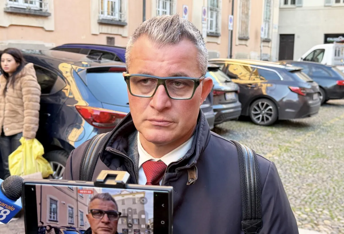 Chi è Massimo Adriatici, l'ex assessore leghista che sparò a un senzatetto e che è stato condannato