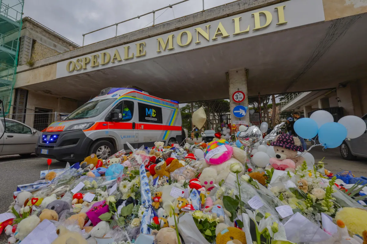 Domenico e il trapianto di cuore bruciato, è scontro Napoli-Bolzano: "Il ghiaccio secco fu decisivo"