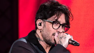 Quanti figli ha Fabrizio Moro e chi è la sua ex compagna? La vita privata 