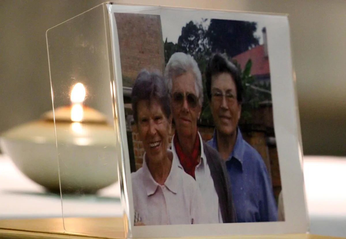 Svolta nel cold case delle suore italiane uccise in Burundi nel 2014: arrestato un 50enne a Parma 