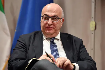 La cattiva giustizia blocca anche l economia: i casi Ilva a Taranto e urbanistica a Milano denunciati da Sechi