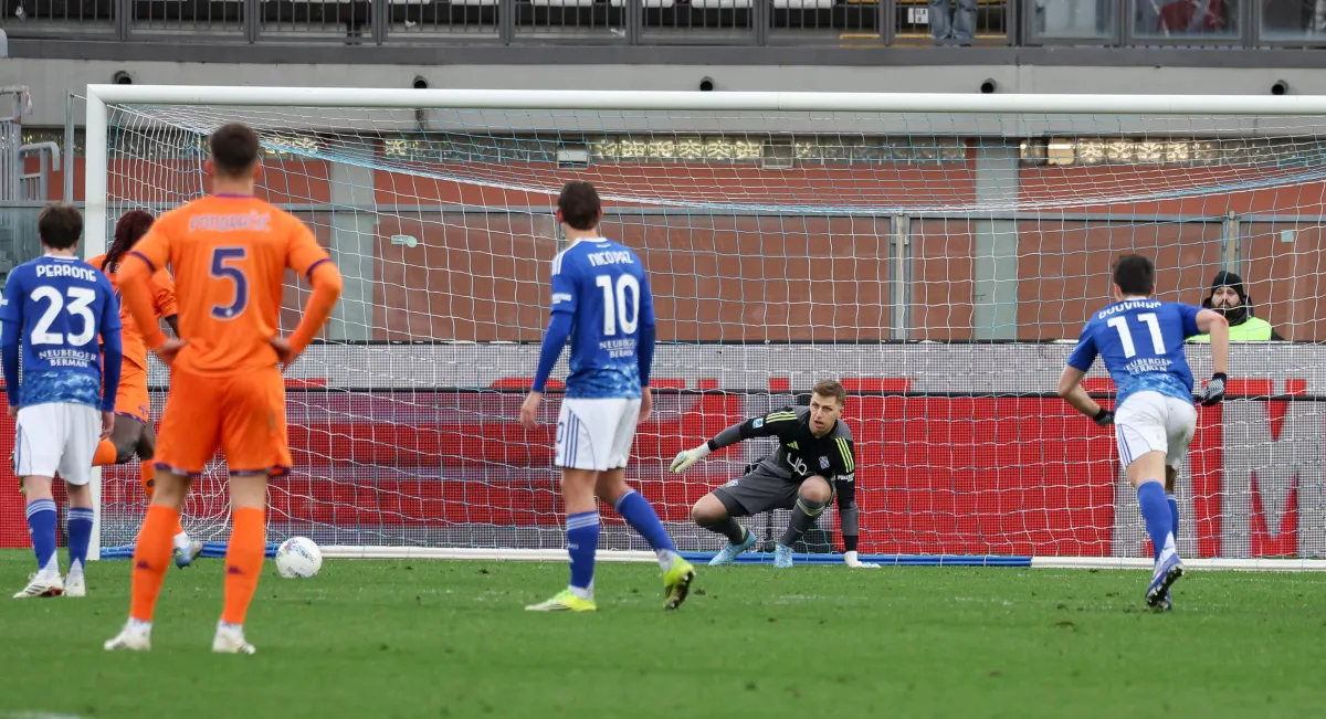 IFAB pronta a cambiare il calcio: nuove regole su perdite di tempo, VAR e fuorigioco