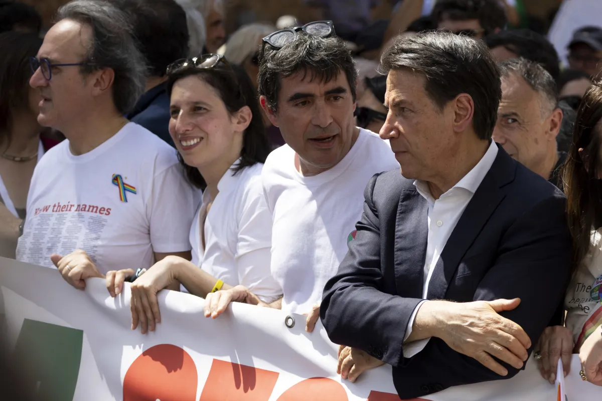 Pd e Iv promuovono (con riserva), M5S e Avs criticano: l’Iran mette a nudo le fragilità del centrosinistra