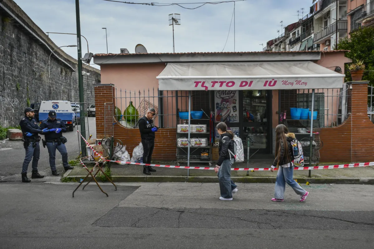 Agguato a San Giovanni a Teduccio, Salvatore De Marco ucciso a colpi d'arma da fuoco: caccia al killer