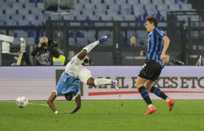 Atalanta, Scalvini cosa si è fatto: infortunio al ginocchio e quando rientra