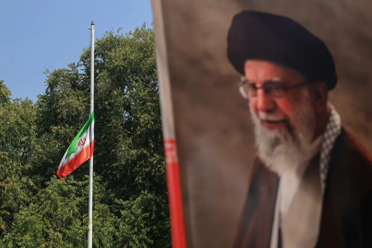 Chi sarà la nuova guida suprema dell'Iran, il "no" di Trump al figlio di Khamenei: il presidente USA vuole avere un ruolo nella scelta