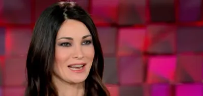 Le origini di Manuela Arcuri: chi sono i genitori e dove vive l'attrice?