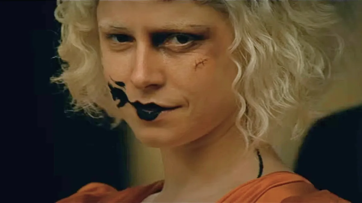 Come finisce “La sposa!”? Spiegazione del finale e location del film di Maggie Gyllenhaal