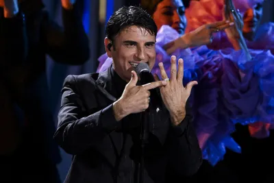 "Per sempre Sì": Sal Da Vinci conteso da Meloni e Gratteri per il referendum sulla Giustizia