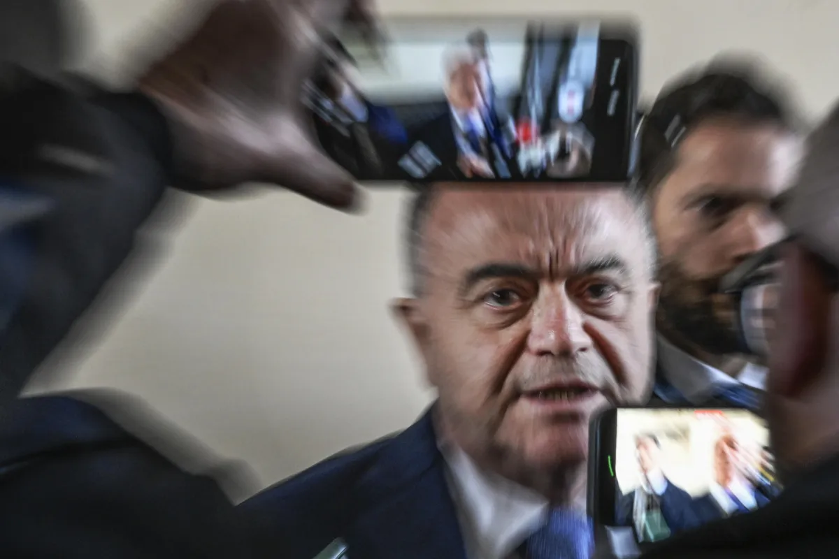 “Dopo il referendum faremo i conti”: Gratteri di nuovo nella bufera per la frase contro il Foglio