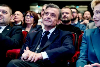 Come dovrebbe chiamarsi davvero il campo largo? L’affondo di Calenda contro Schlein e Renzi