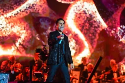 Sal da Vinci - Stasera che sera! Special Edition è una replica?