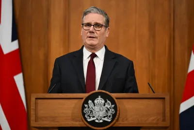 Trump chiede navi alleate nello Stretto di Hormuz, Londra frena: il Regno Unito non si lascerà trascinare in una "guerra più ampia"