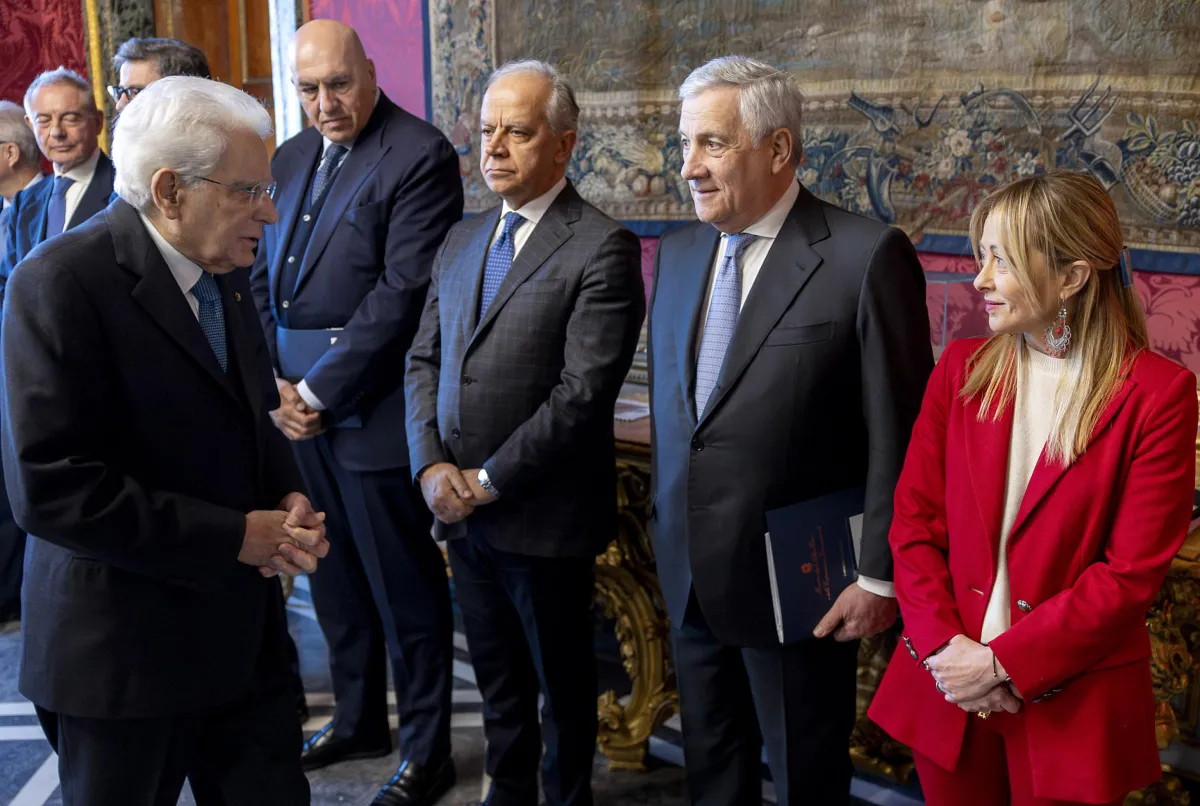 Hormuz, Meloni prova a fermare la guerra mentre le crisi Iran e Ucraina si intrecciano sul tavolo UE