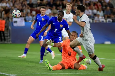 Chi è Guillaume Restes, il portiere nel mirino della Juve per sostituire Di Gregorio