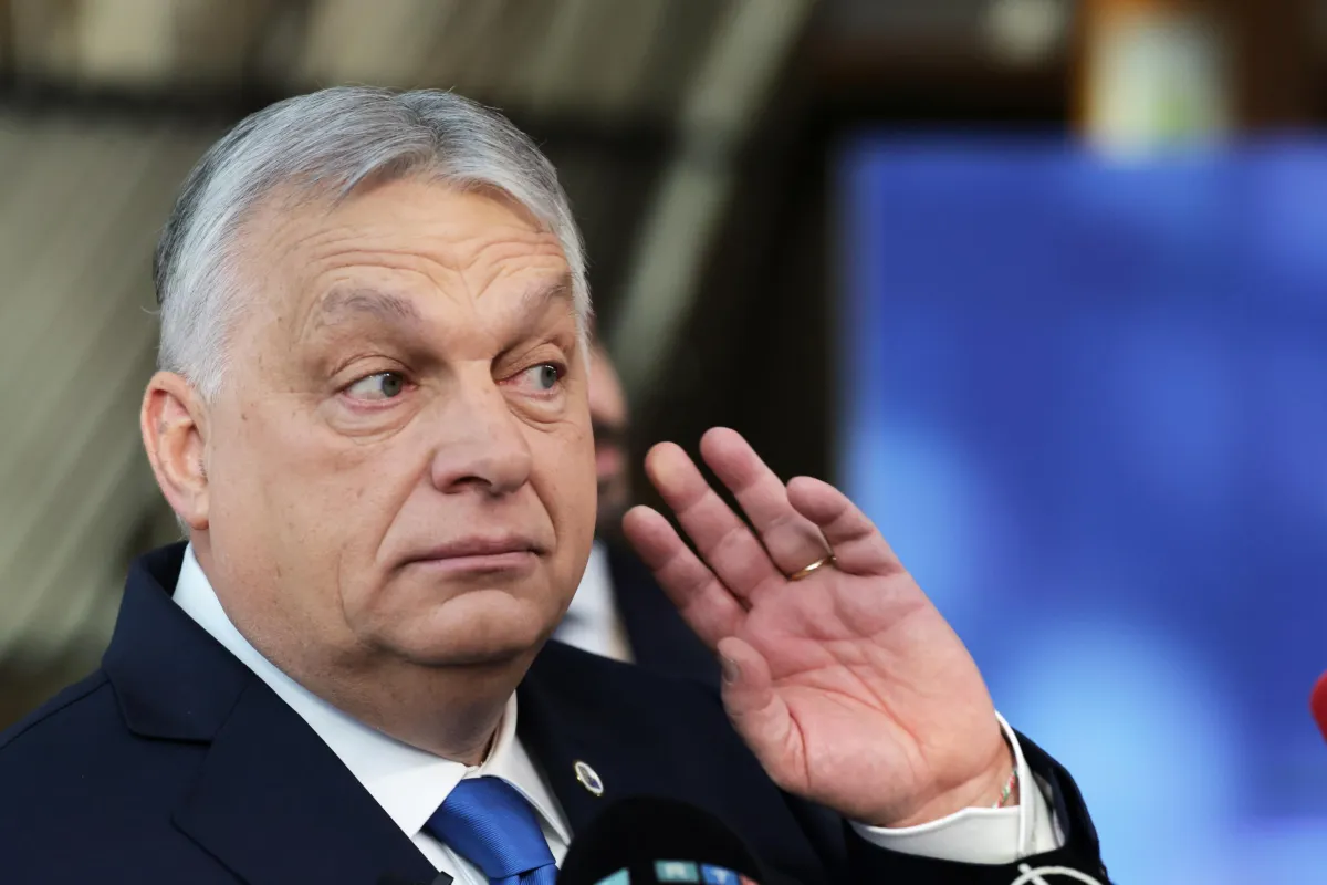 Vertice UE, nessuna svolta sul prestito di 90 miliardi di euro per l’Ucraina: Orbán mantiene il veto