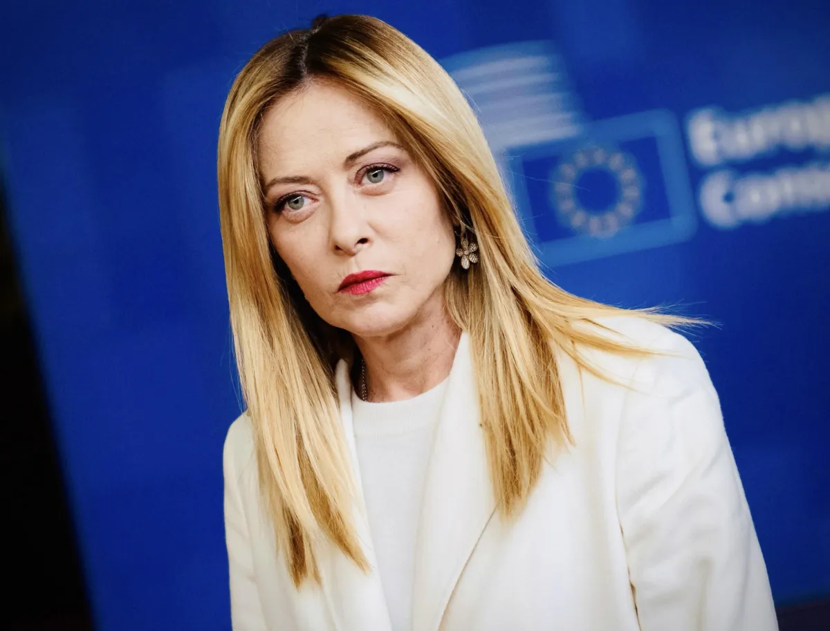 L'Italia verso la guerra? Cosa ha firmato davvero Meloni sull'invio di navi nello stretto di Hormuz