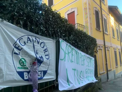La Lega in lutto per Umberto Bossi: pellegrinaggio a Gemonio e stop a tutti gli eventi annunciato da Salvini.