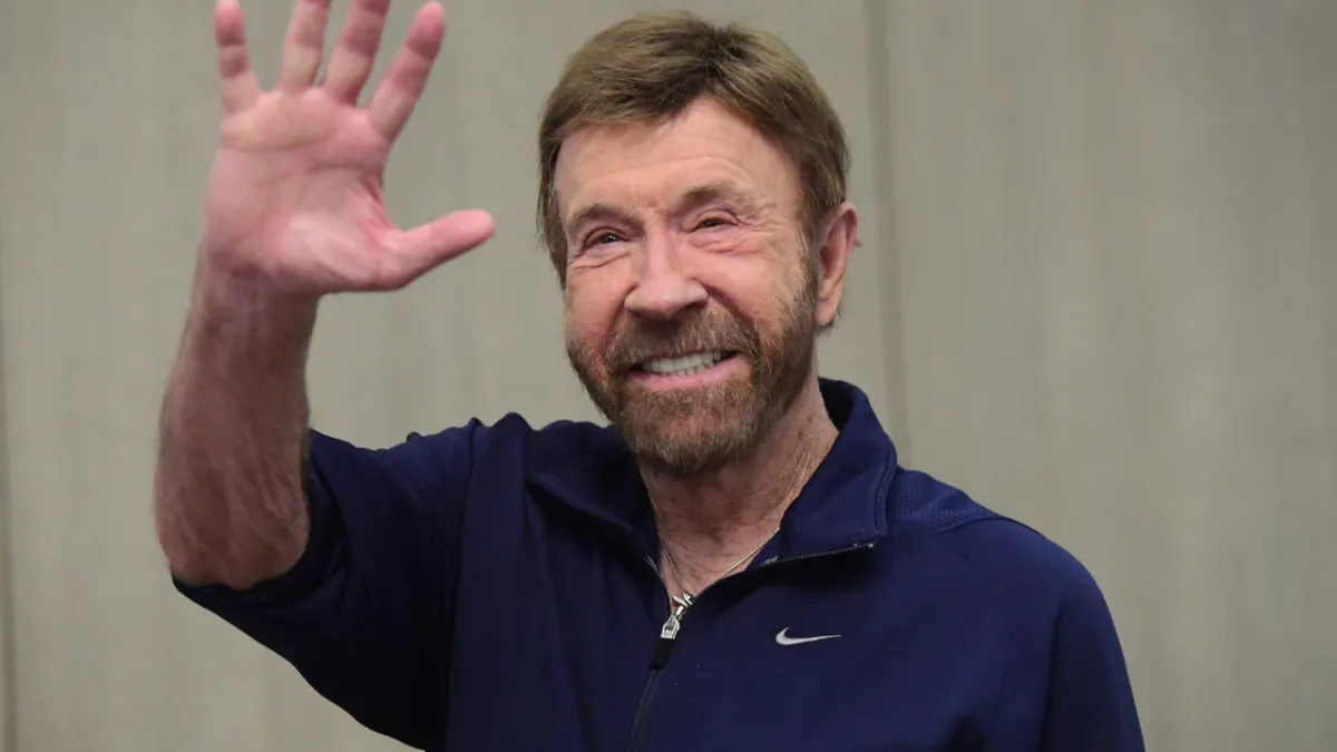 Come è morto e che malattia aveva Chuck Norris? Addio alla star di “Walker Texas Ranger”