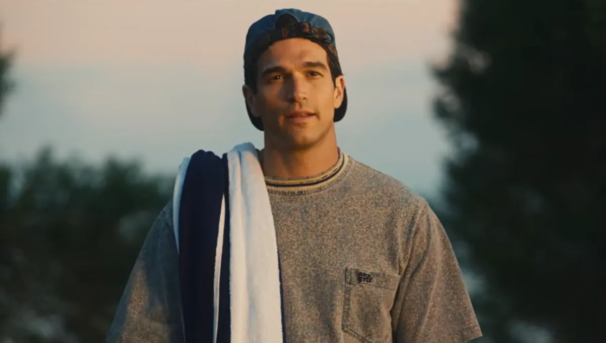 Chi è Paul Anthony Kelly? Origini e vita privata del John F. Kennedy Jr. della serie Love Story