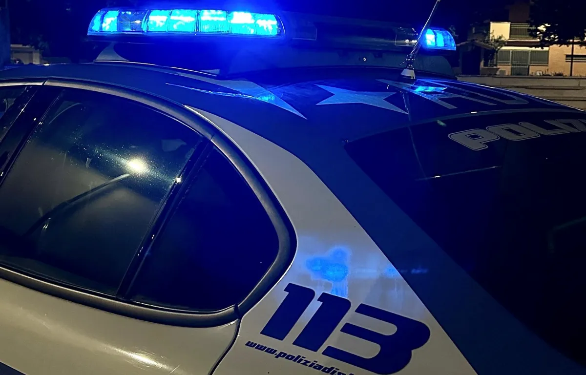 Roma, sequestra l'ex fidanzato e lo picchia per ore all'interno di una roulotte: 50enne arrestato 