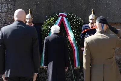 Fosse Ardeatine, Mattarella al mausoleo ricorda le 335 vittime della strage nazifascista