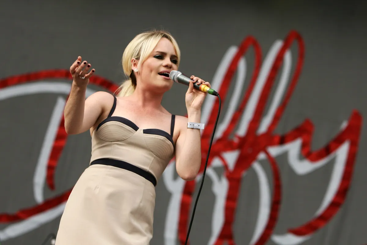 Perché Duffy è sparita per 10 anni? La verità sulla cantante nel nuovo doc Disney+