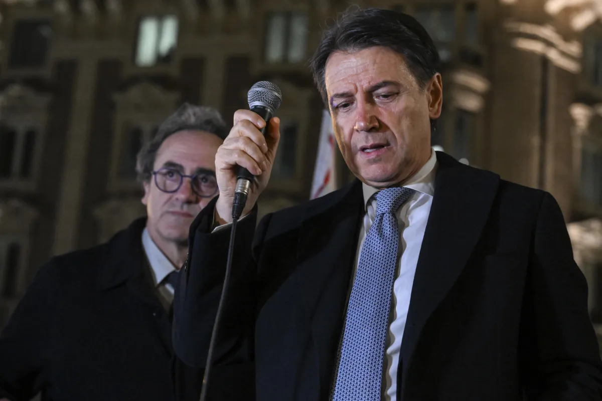 Sondaggi, lo smottamento di Fratelli d'Italia non si ferma mentre Conte scende in campo per le primarie e vola