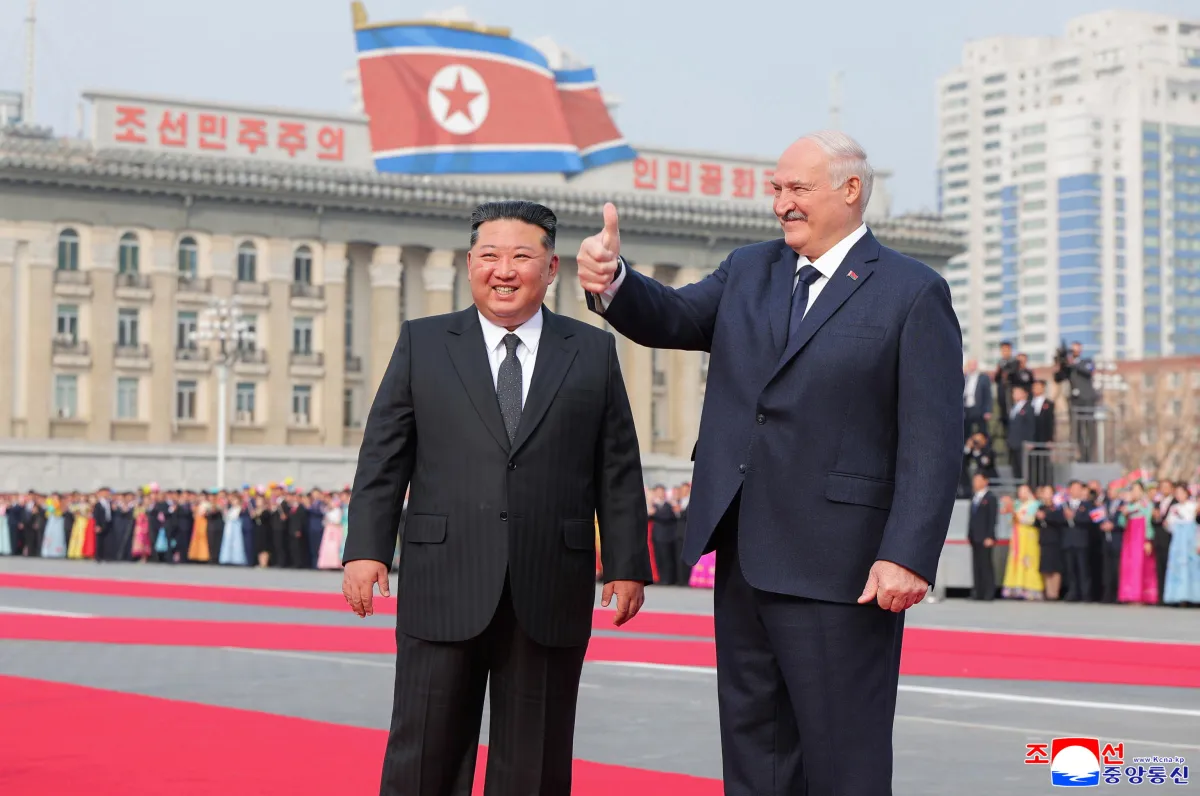 Lukashenko in Corea del Nord, nuovo trattato di amicizia Minsk-Pyongyang: gli alleati di Putin rafforzano i legami