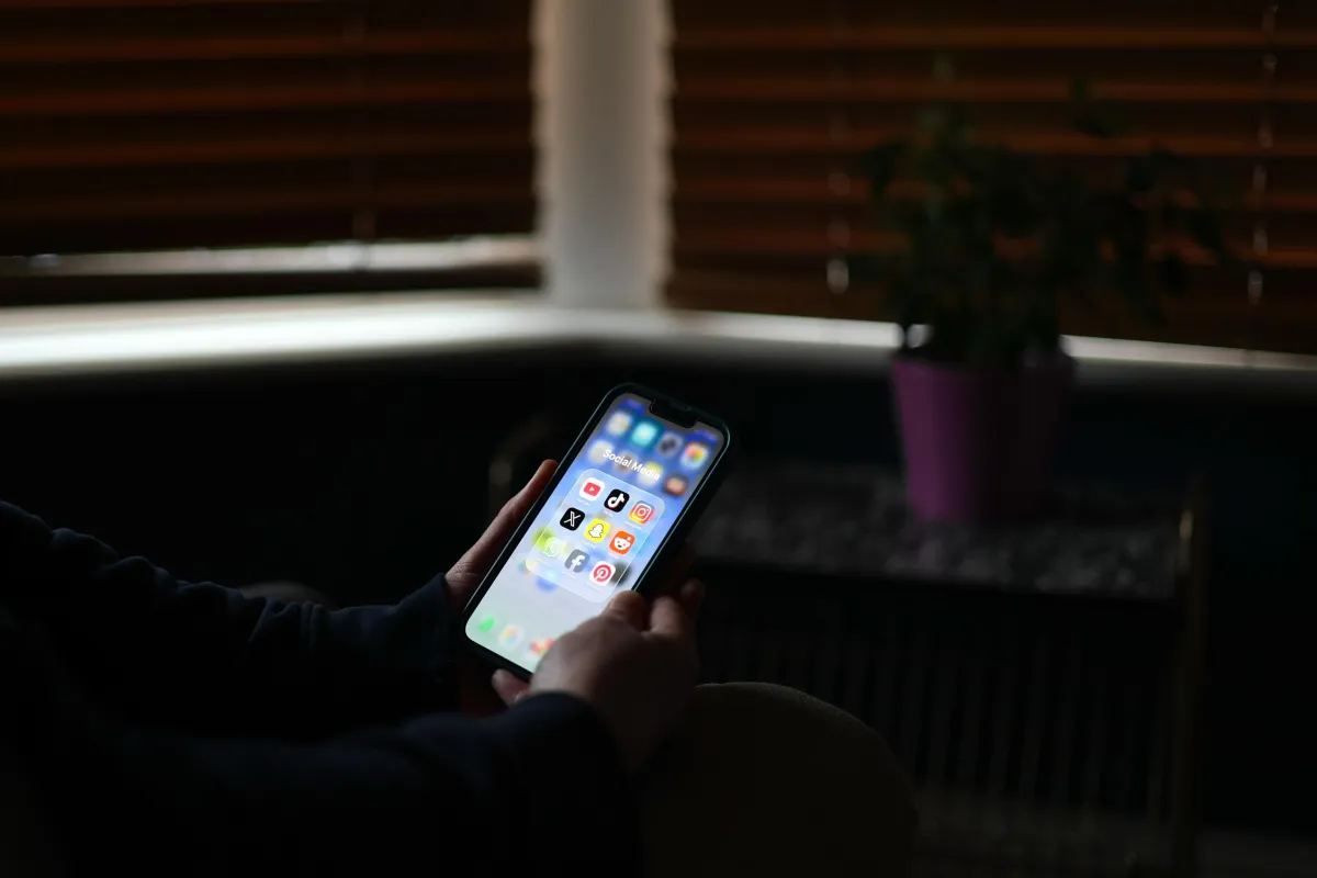 L’Austria pianifica il divieto ai social media per i minori di 14 anni