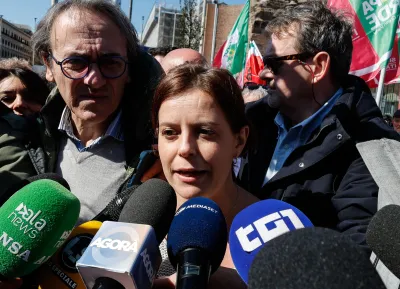 Ilaria Salis, il controllo su segnalazione di un Paese estero diventa un caso  internazionale . Opposizioni: “Gravissimo”