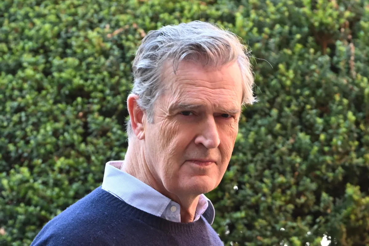 Le origini di Rupert Everett: com'è diventato famoso e dove vive oggi