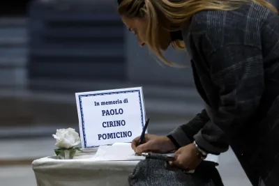 Perché Paolo Cirino Pomicino nella sua bara ha voluto una trombetta: la rivelazione della moglie 