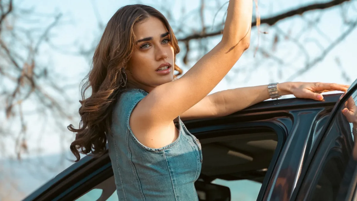 Clara torna con “Primadonna”: anticipazioni su testo e significato del nuovo singolo