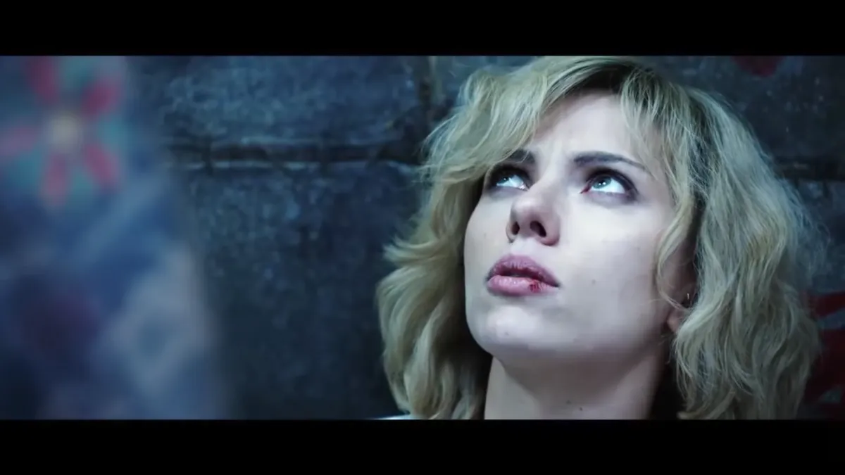 Perché il finale di "Lucy" ha diviso la critica: fan in dubbio e apertura a un sequel?