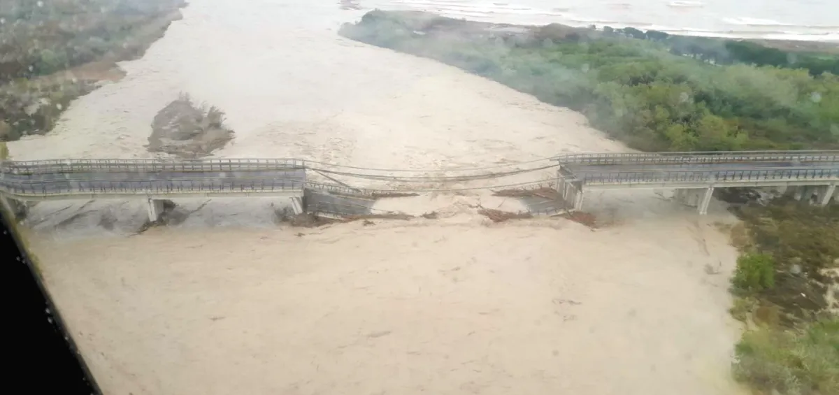 Crollo del ponte sul fiume Trigno, disperso Domenico Racanati: l'appello della famiglia e le ricerche