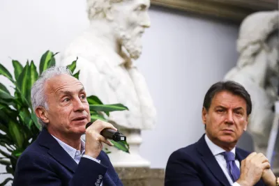 Travaglio martirizza il Pd:  Voleva le primarie, ma visto che le vince Conte ora non le vuole più 